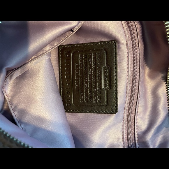Authentic Coach Signature Bag! - Picture 6 of 7